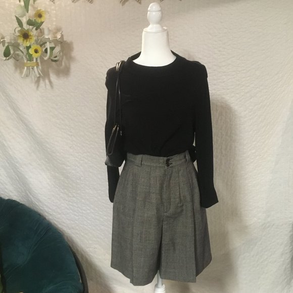 Plaid Wool Shorts by Giorgio Sant' Angelo - Picture 1 of 8